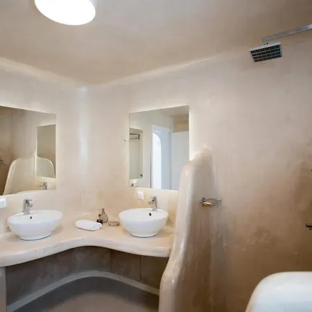 The Mykonian Escape *