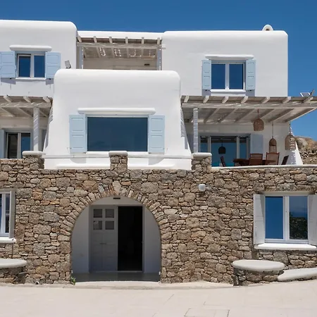 The Mykonian Escape 프사로우