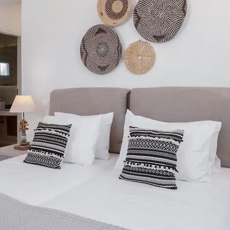 The Mykonian Escape * 프사로우