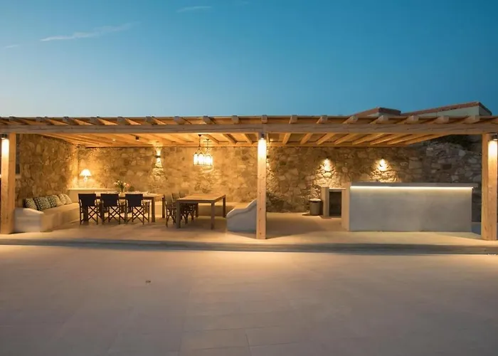 The Mykonian Escape * Psarou (Mykonos)