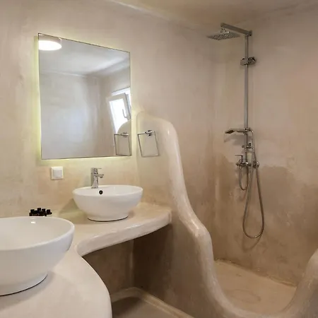 The Mykonian Escape Psarou (Mykonos)