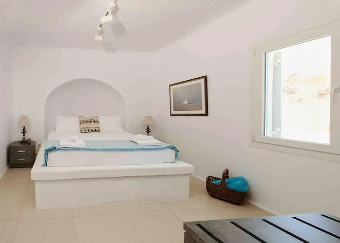 The Mykonian Escape Psarou (Mykonos)